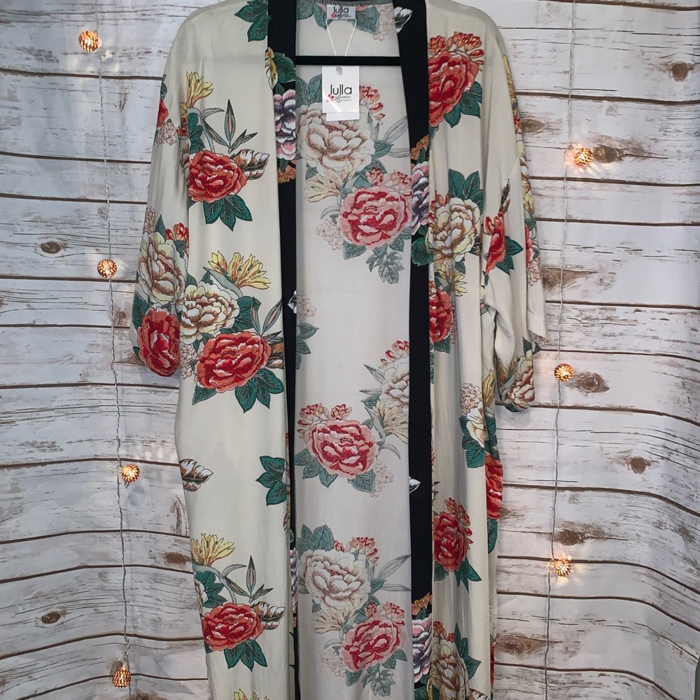 Lulla By Bindya Floral Kimono